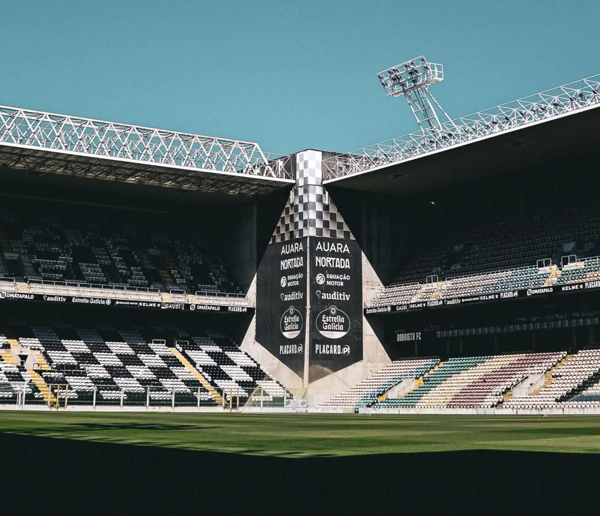 Imagem de contexto do artigo "Esta situação roça a vergonha, é preciso confrontar quem foi responsável"