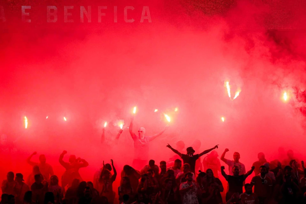 Imagem de contexto do artigo PJ detém elemento dos No Name Boys indiciado de tentativa de homicídio de adepto do Sporting