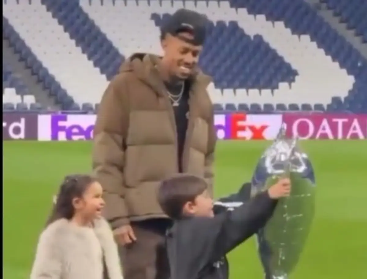 Imagem de contexto do artigo Goleada ao Mónaco não impediu momento carinhoso com enteados de Éder Militão