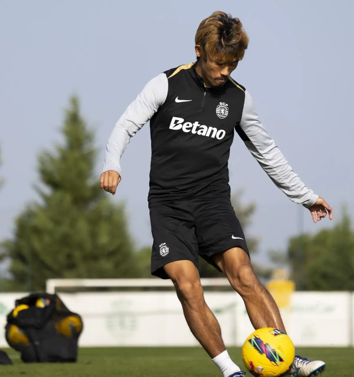 Imagem de contexto do artigo Morita chegou aos 100 jogos pelo Sporting e vai colocar camisola na parede