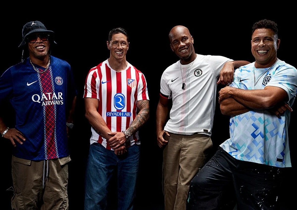 Imagem de contexto do artigo Ronaldinho, Torres, Drogba e Ronaldo apresentam novas camisolas da Nike