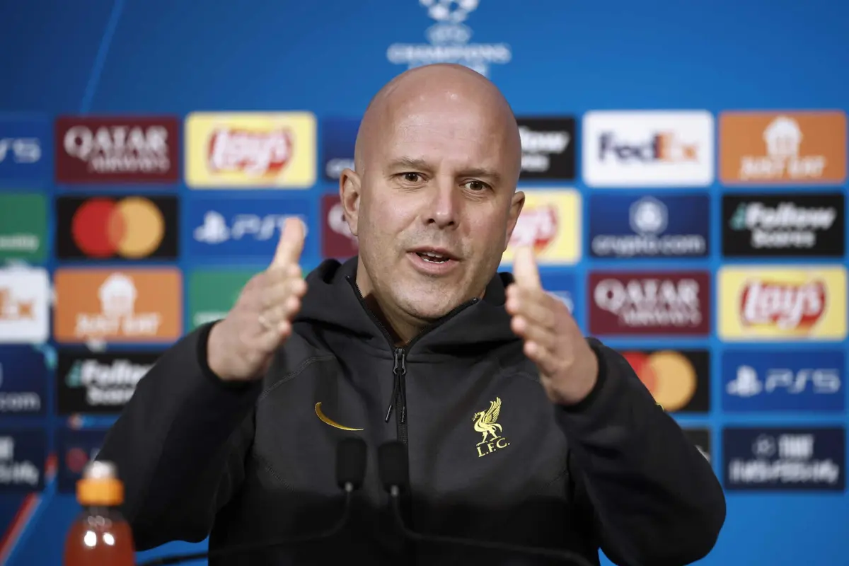 Arne Slot (Créditos: EPA)