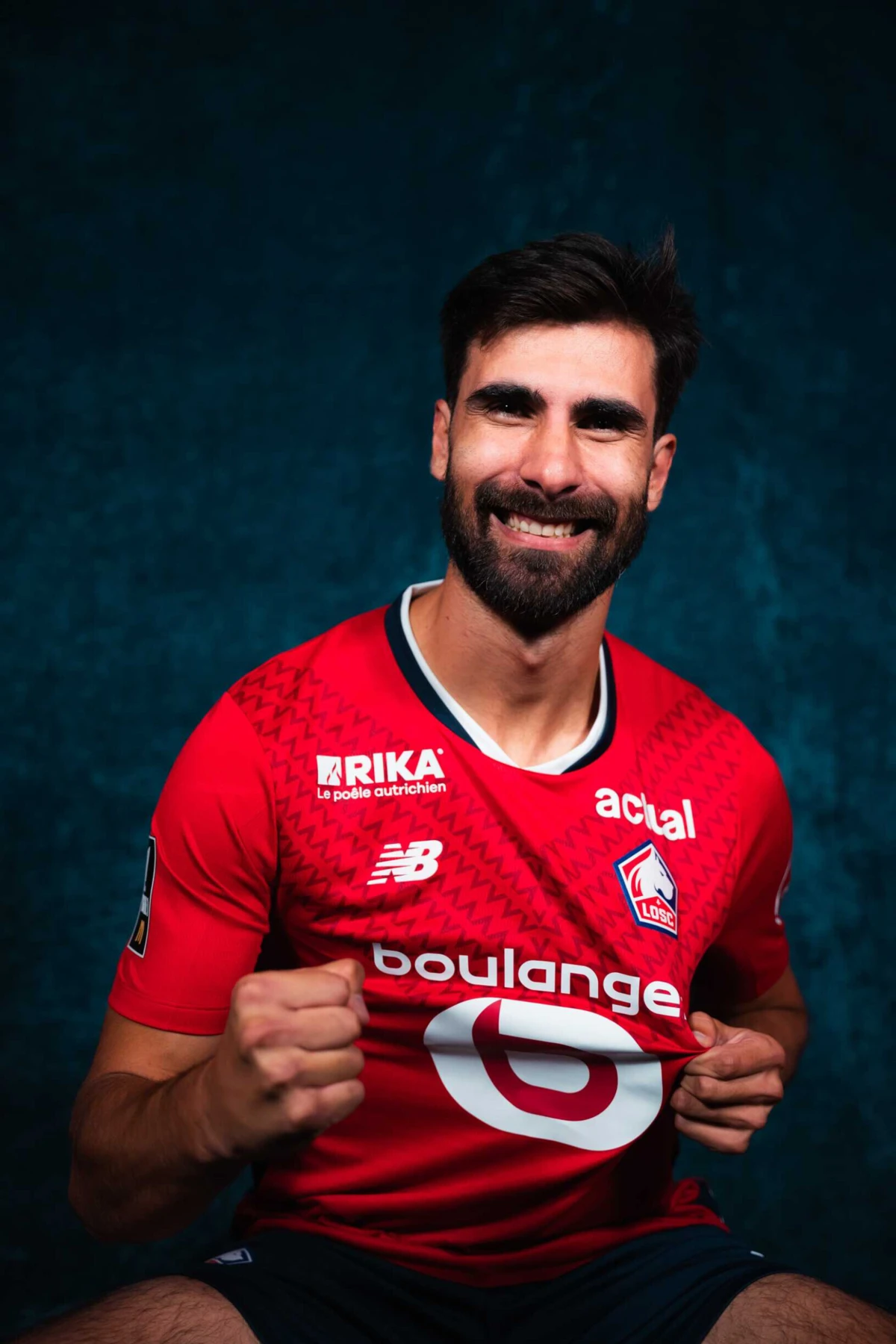 Imagem de contexto do artigo André Gomes não pode defrontar o Sporting na Champions, mas garante: "Era o passo certo"