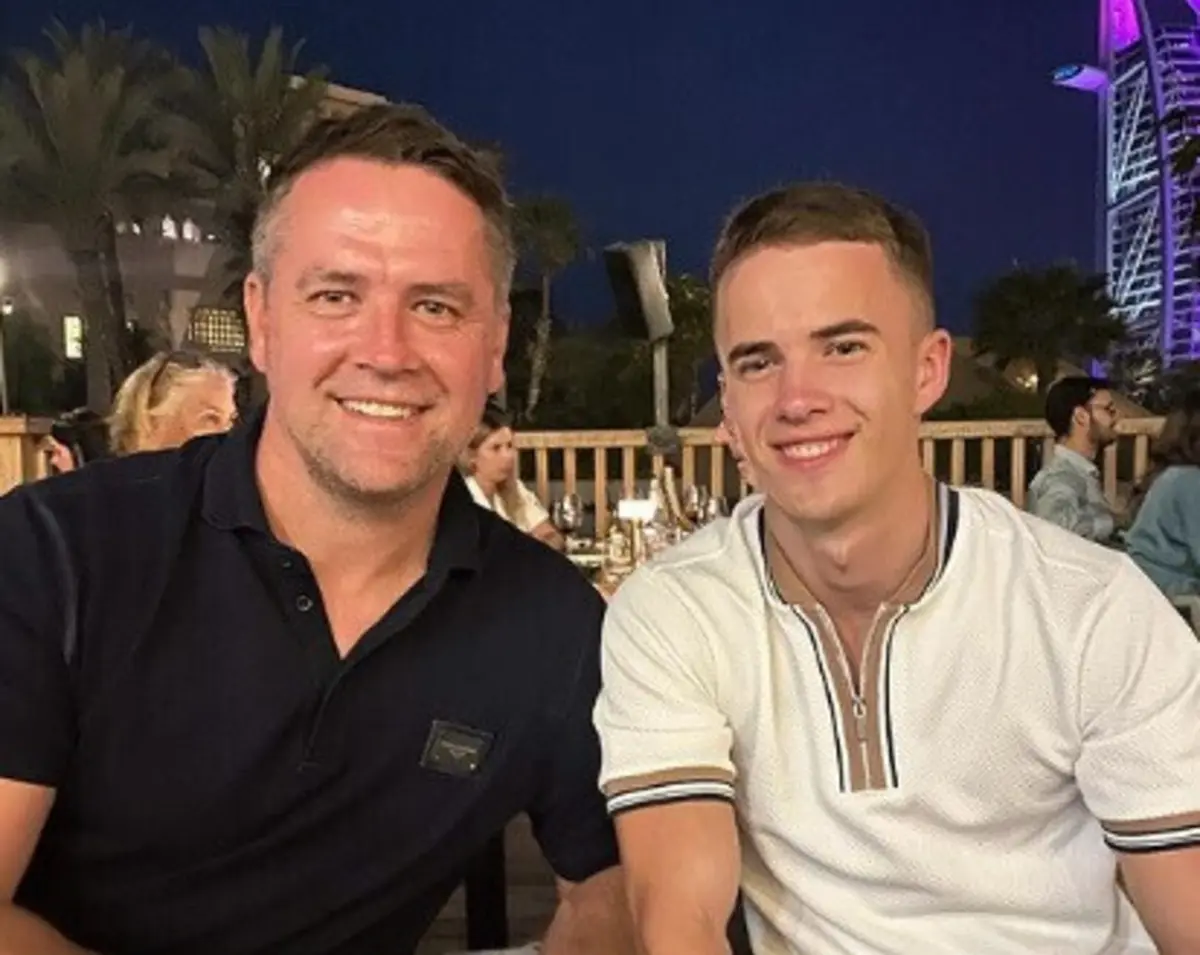 Michael Owen e o filho, James (créditos: Instagram)