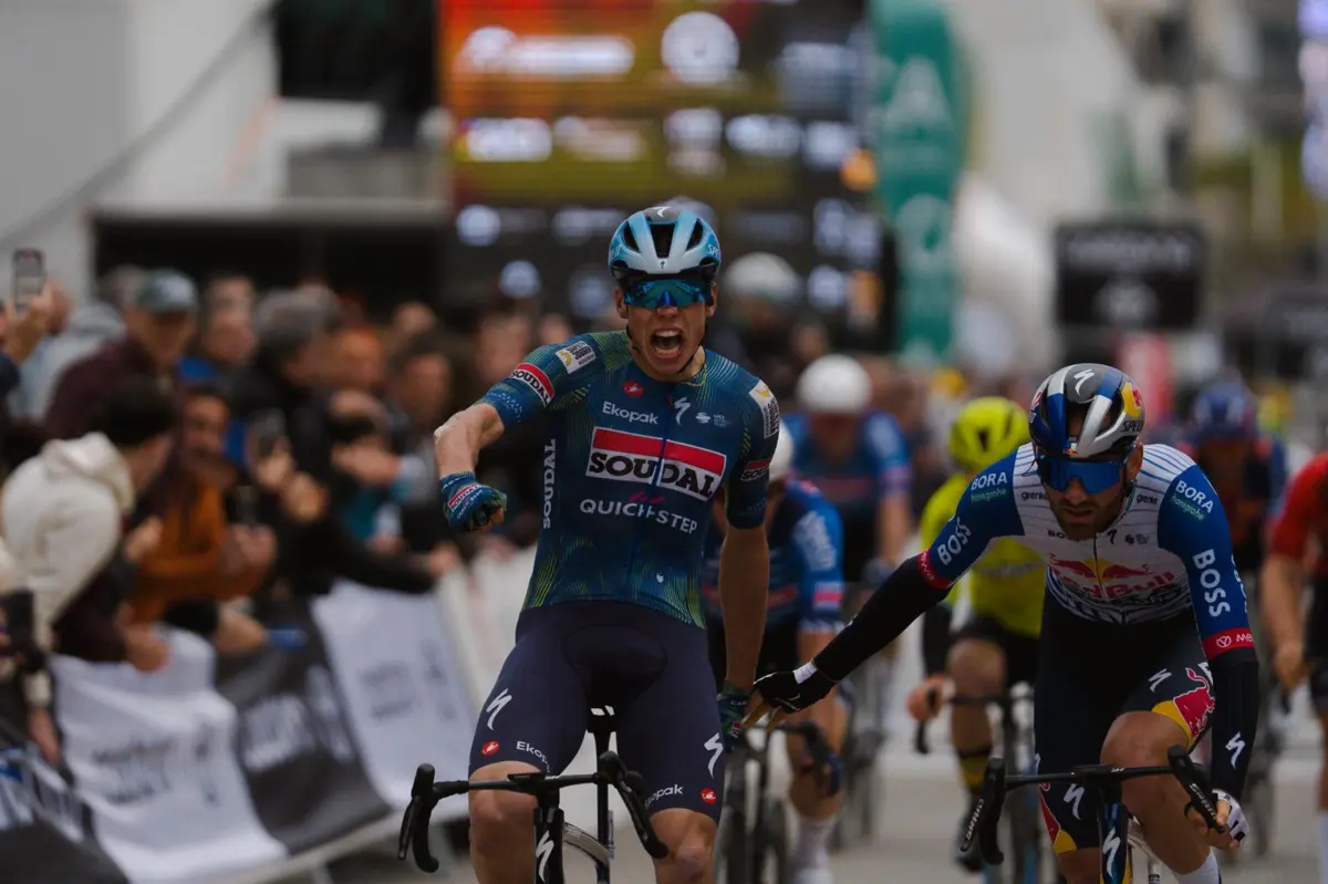 Imagem de contexto do artigo Paul Magnier ganha em Tavira e lidera a Volta ao Algarve