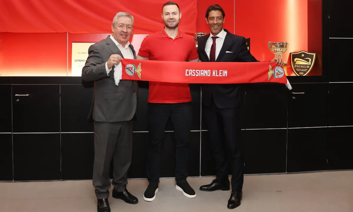 Fernando Tavares, Cassiano Klein e Rui Costa (créditos: SL Benfica)