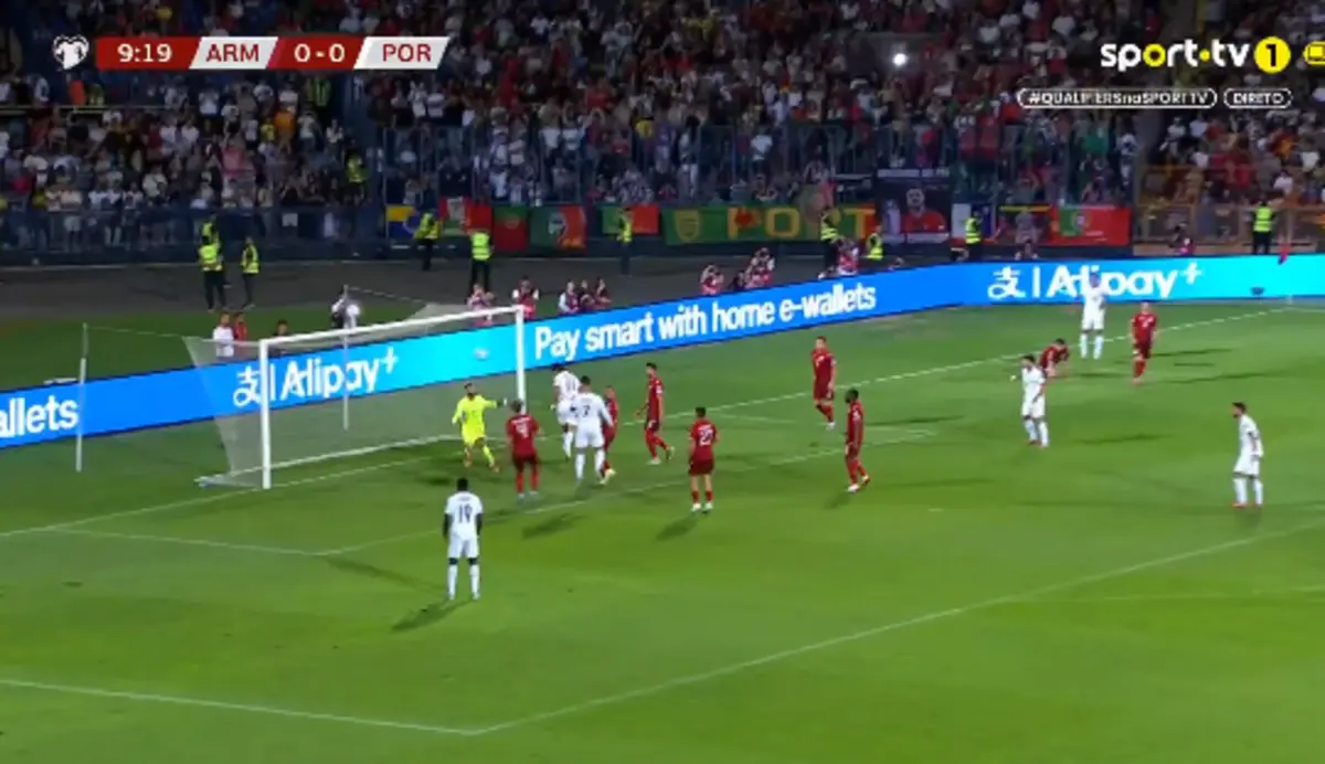 Imagem de contexto do artigo O golo de João Félix que colocou Portugal a vencer na Arménia