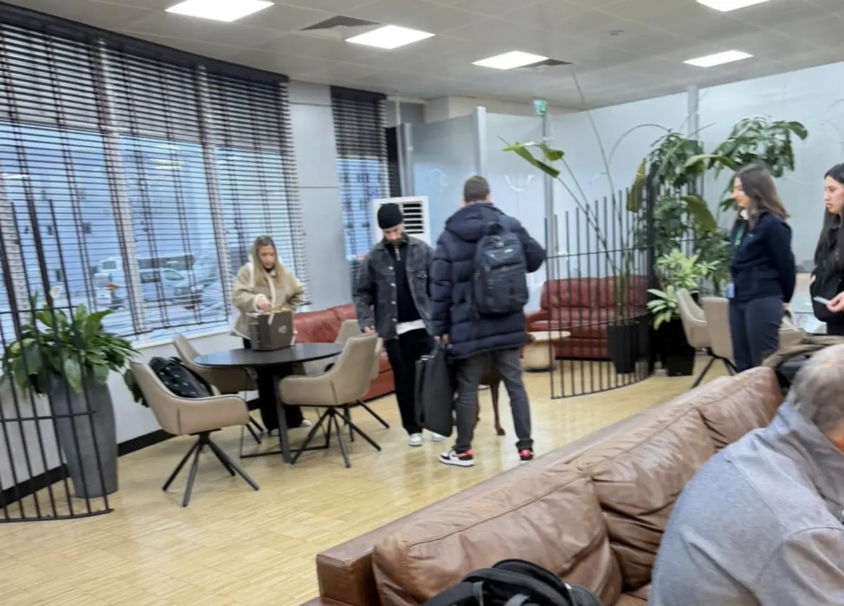 Rafa Silva viaja para Lisboa