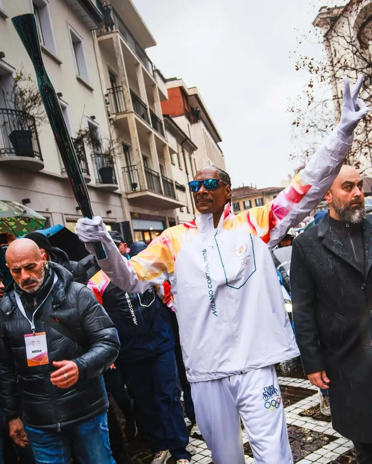 Imagem de contexto do artigo Jogos Olímpicos de Inverno: Snoop Dogg transportou a tocha olímpica em Itália