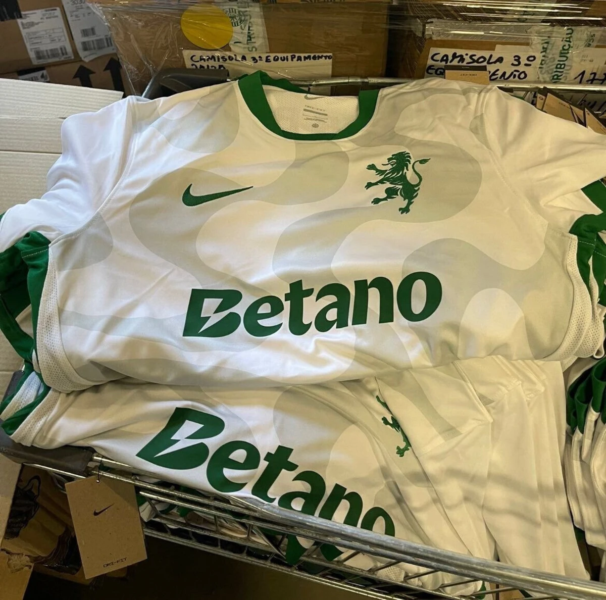 Imagem de contexto do artigo Possível novo equipamento do Sporting revelado nas redes sociais