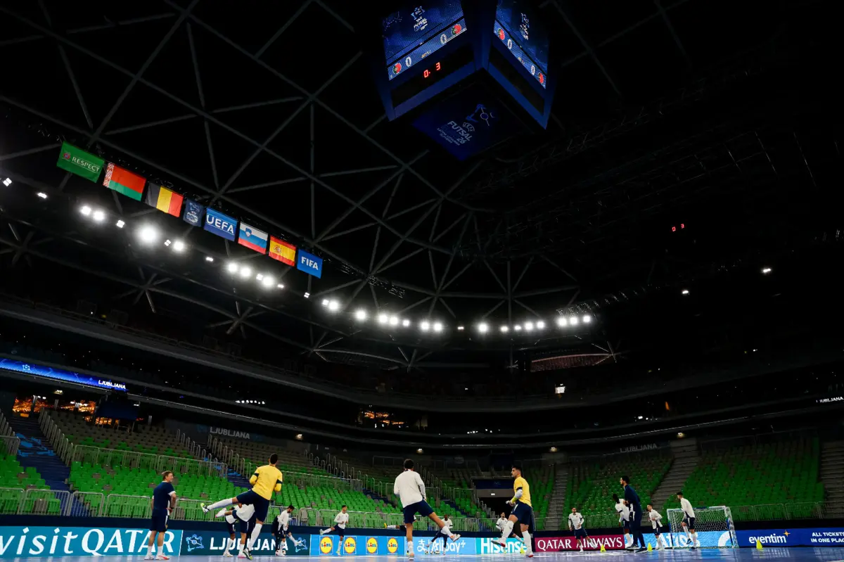 Imagem de contexto do artigo Busca pelo tricampeonato europeu de futsal começa em palco de boa memória