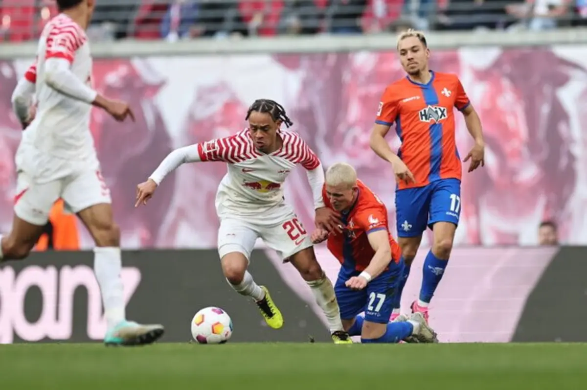 Imagem de contexto do artigo Chelsea avança por Garnacho e Xavi Simmons para a vaga de João Félix