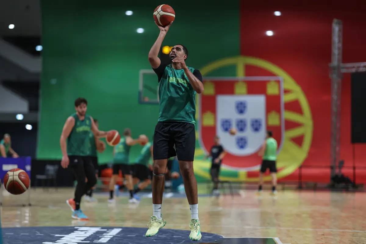 Imagem de contexto do artigo Ricardo Monteiro de fora: a lista final da Seleção para o Eurobasket'2025