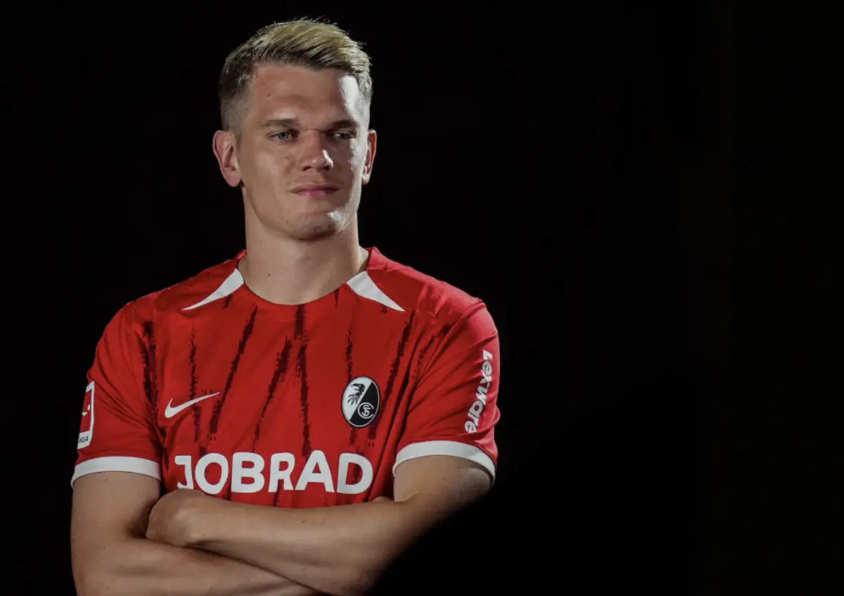 Imagem de contexto do artigo Nova polémica com camisola do Sporting: agora as semelhanças são com o Friburgo