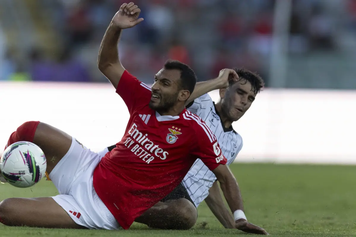 Imagem de contexto do artigo Beste, Trubin e… Pavlidis na viagem do Benfica para a Suíça