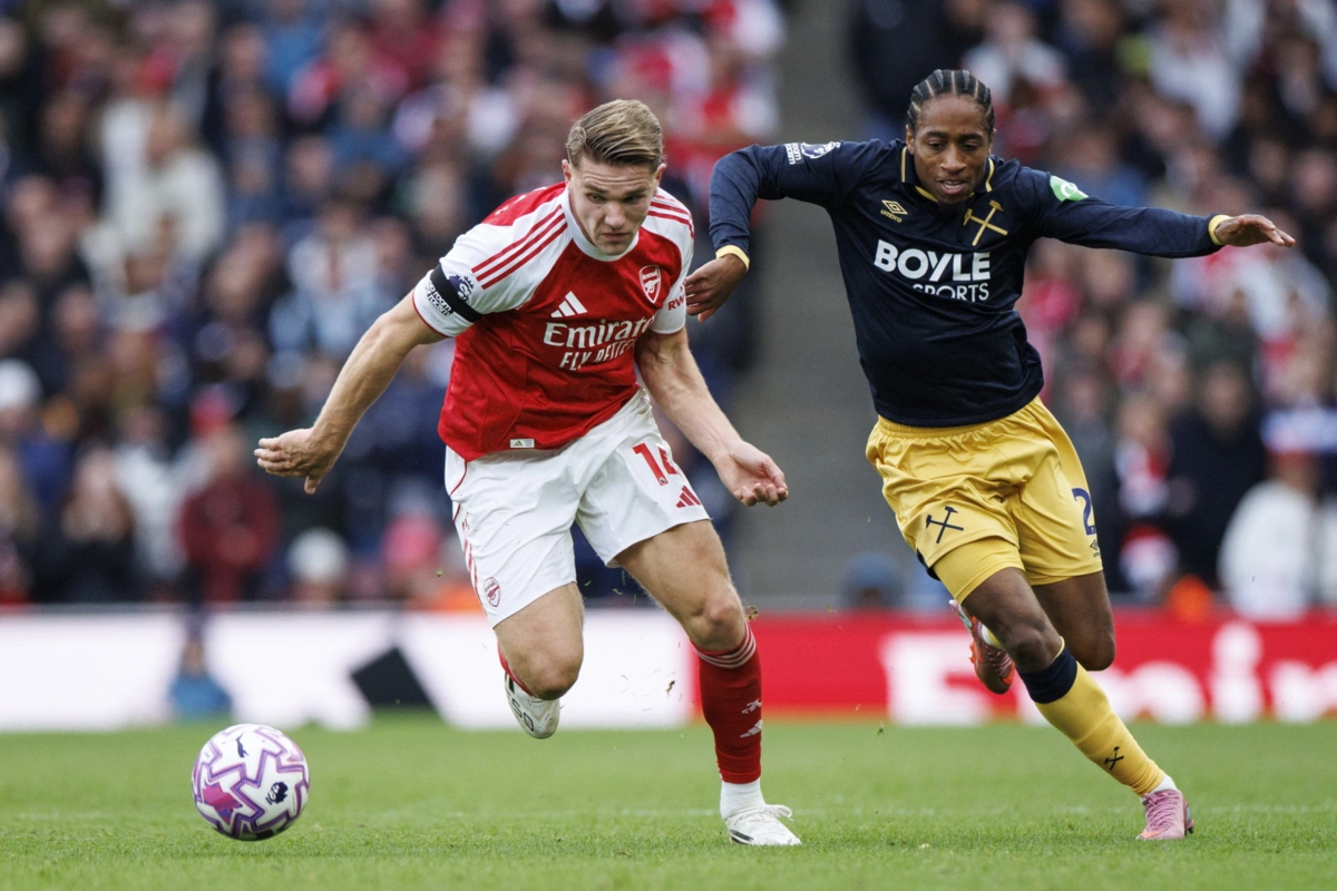 Gyokeres leva três golos pelo Arsenal