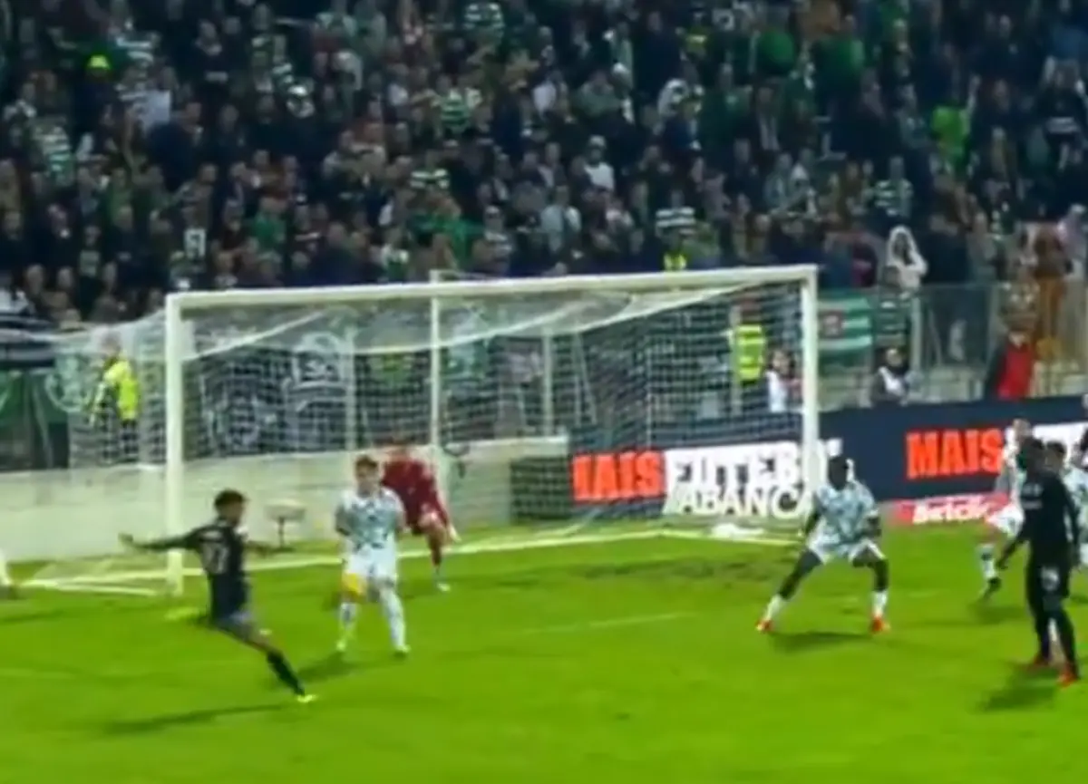 Imagem de contexto do artigo O suspeito do costume: Luis Suárez "pica o ponto" no Moreirense-Sporting