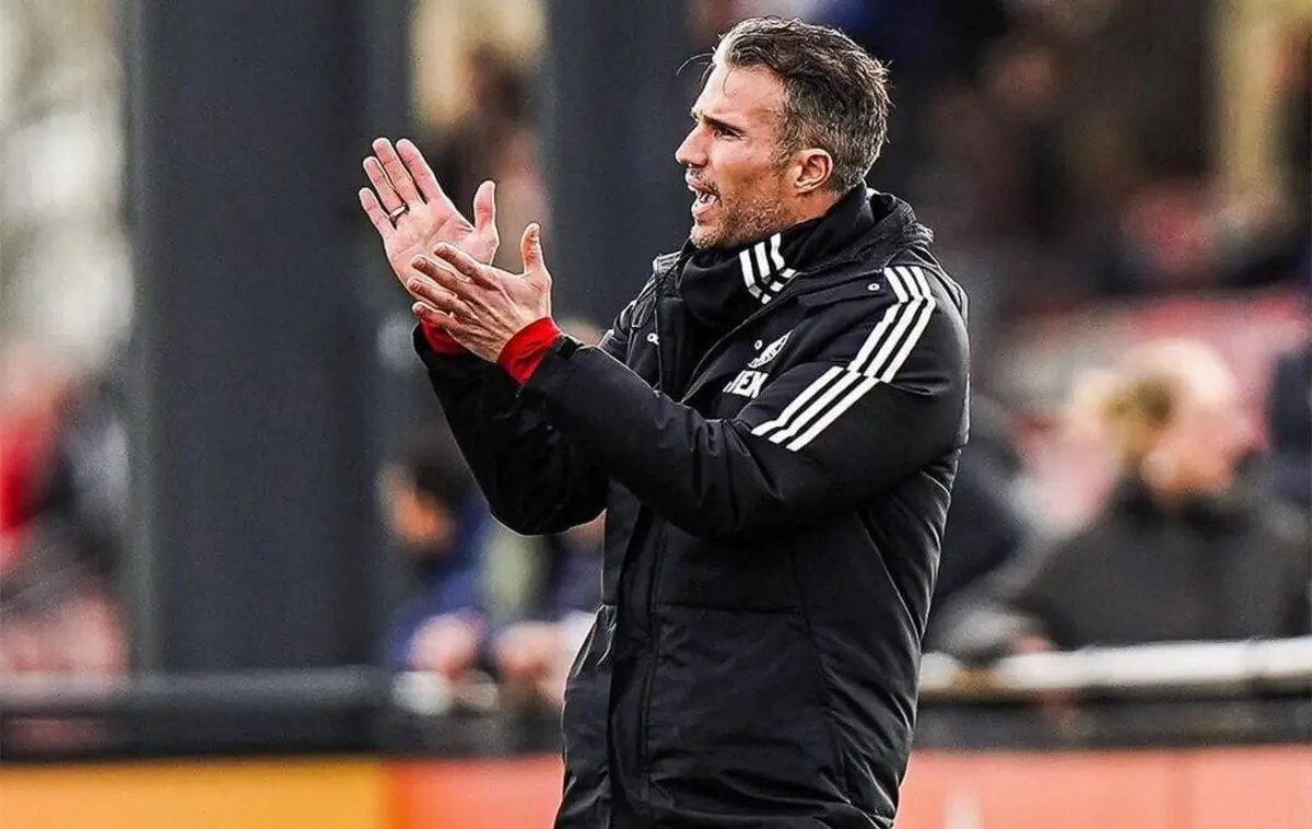 Imagem de contexto do artigo Van Persie pode estar de volta ao Feyenoord, agora como treinador