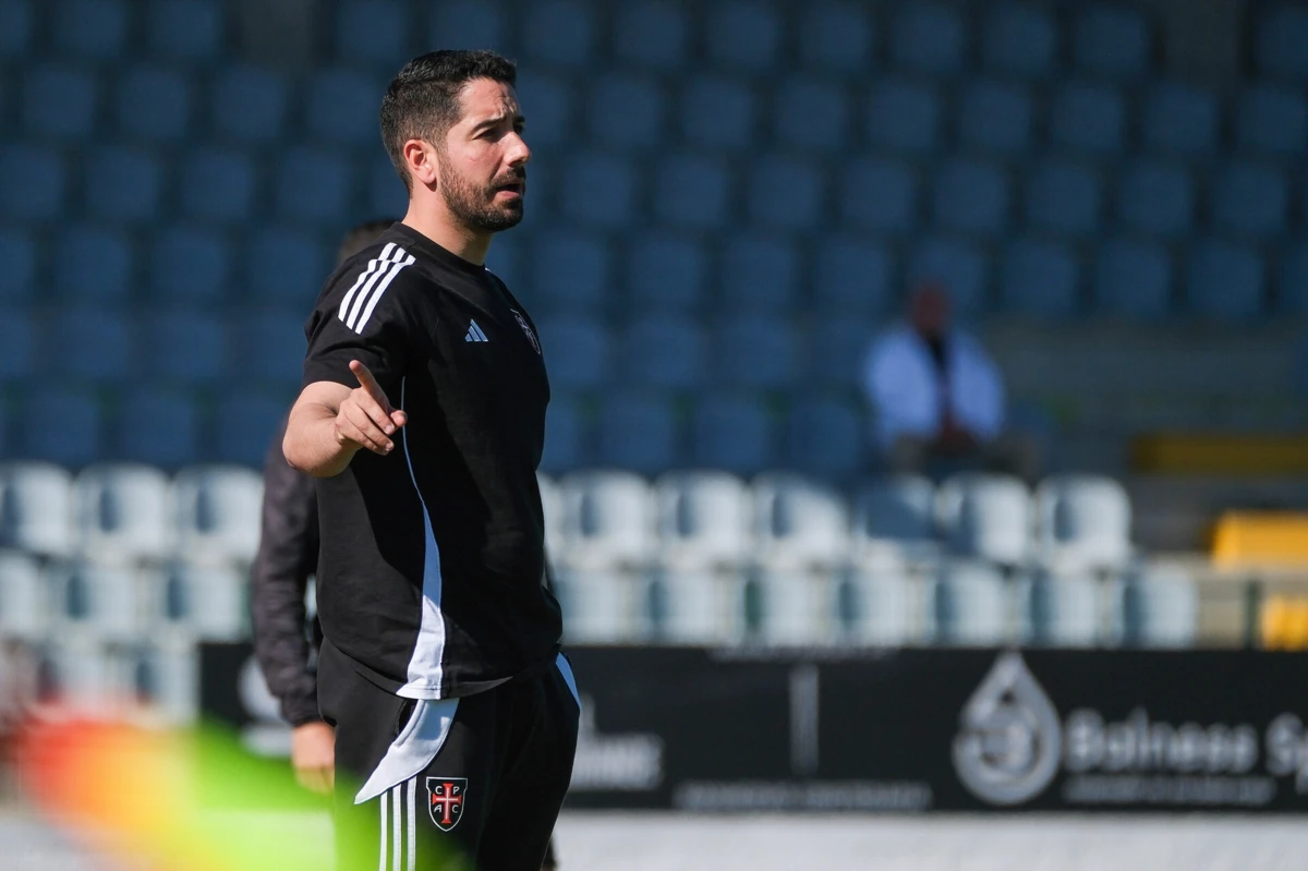 Imagem de contexto do artigo João Pereira tira curso de treinador em Espanha