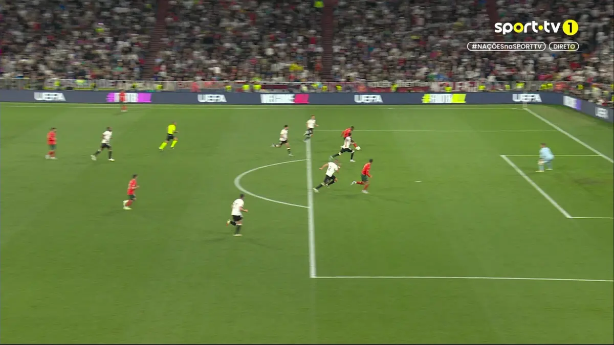 Imagem de contexto do artigo Piers Morgan reage ao golo de Ronaldo: "Aos 40 anos... Incrível"