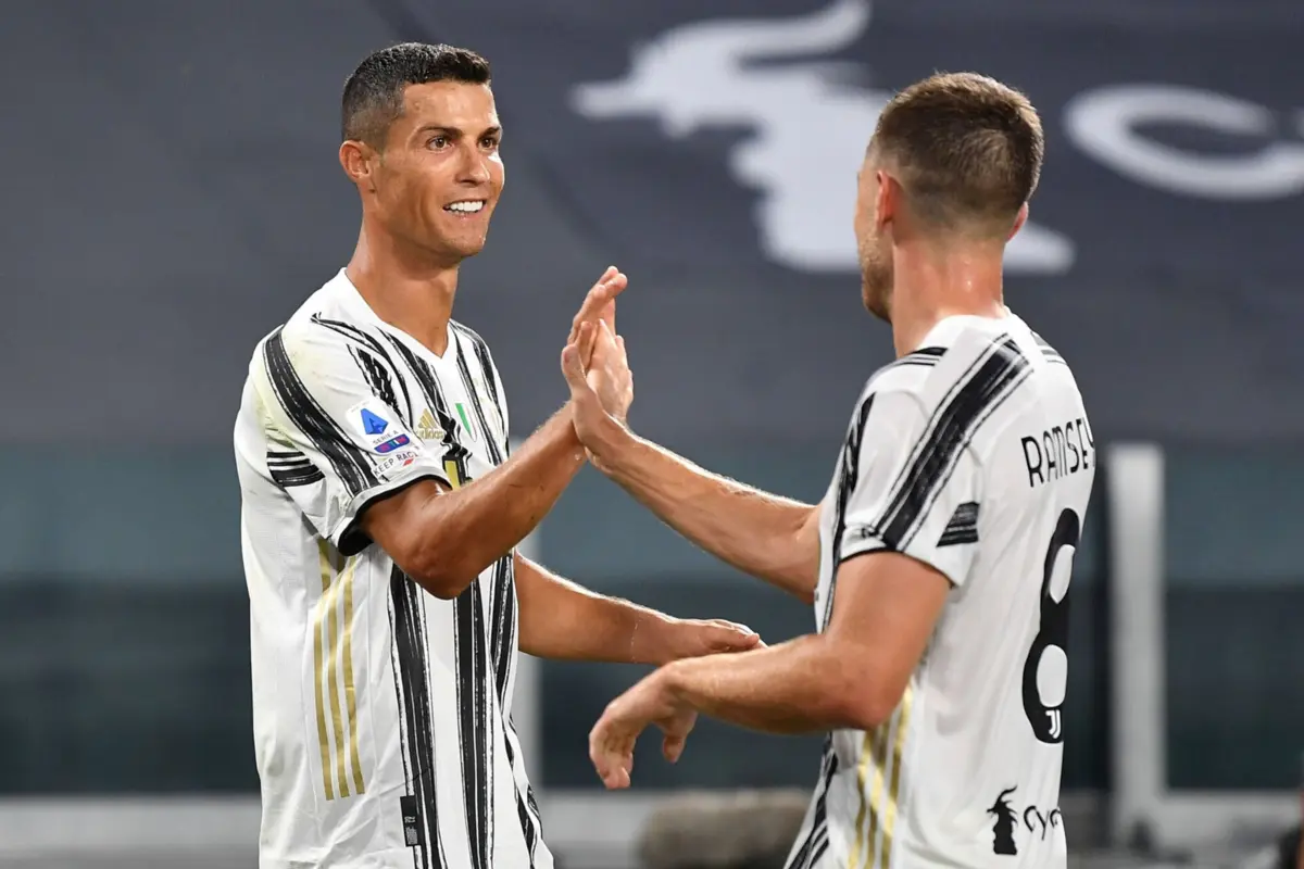 Imagem de contexto do artigo Jogou no Arsenal, foi campeão com Ronaldo na Juventus e vai jogar no México