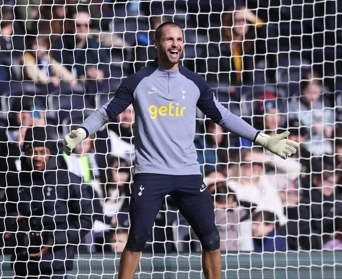 Alfie Whiteman deixou a carreir de guarda-redes para ser fotógrafo