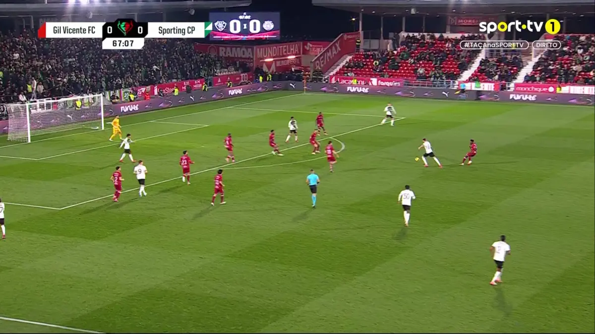 Imagem de contexto do artigo Bomba de Debast, com sorte à mistura, desfaz o nulo no Gil Vicente-Sporting. Veja o golo