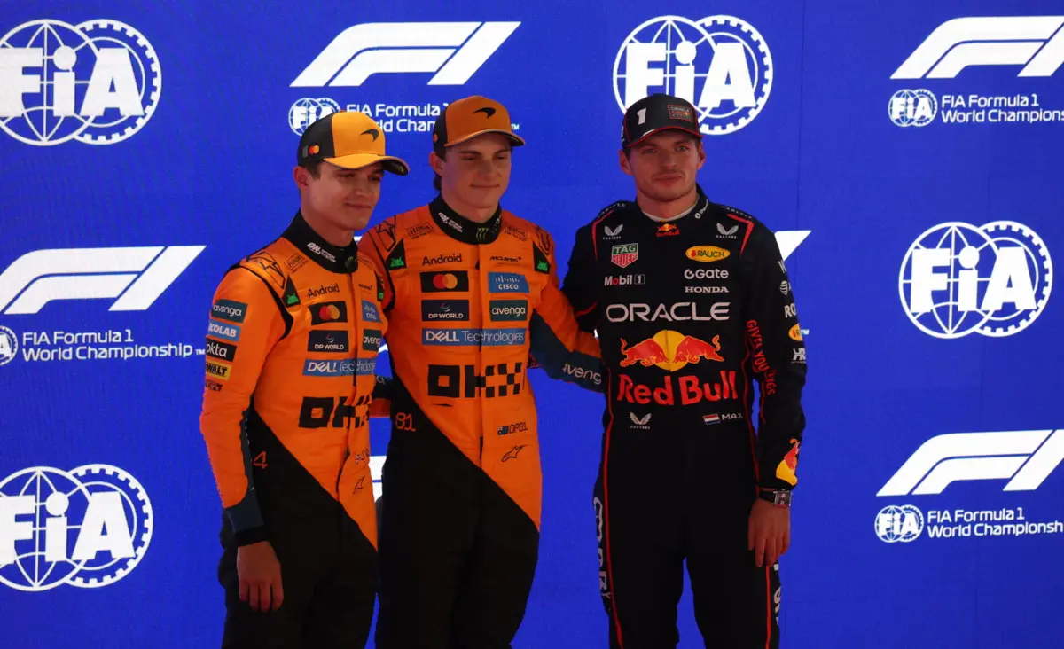Lando Norris, Oscar Piastri e Max Verstappen