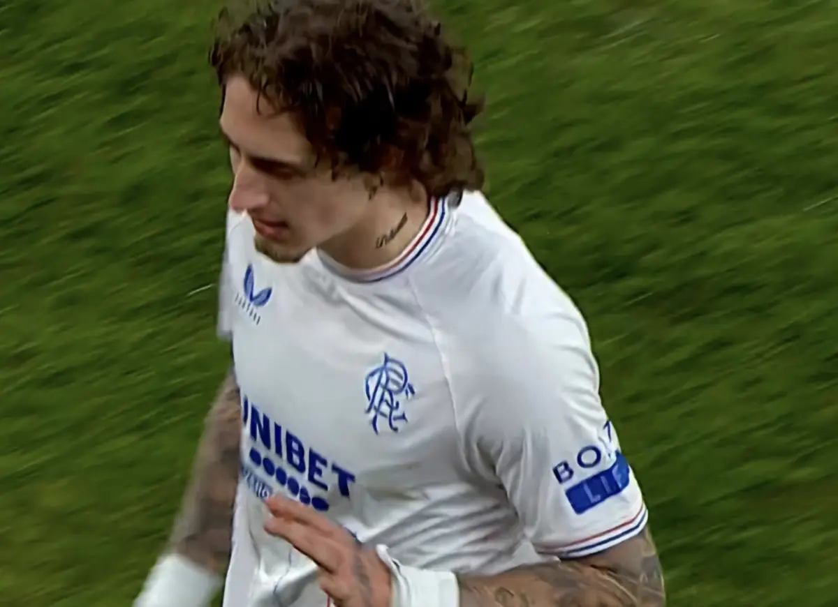 Imagem de contexto do artigo Fábio Silva foi assobiado na Luz quando saiu e esta foi a reação