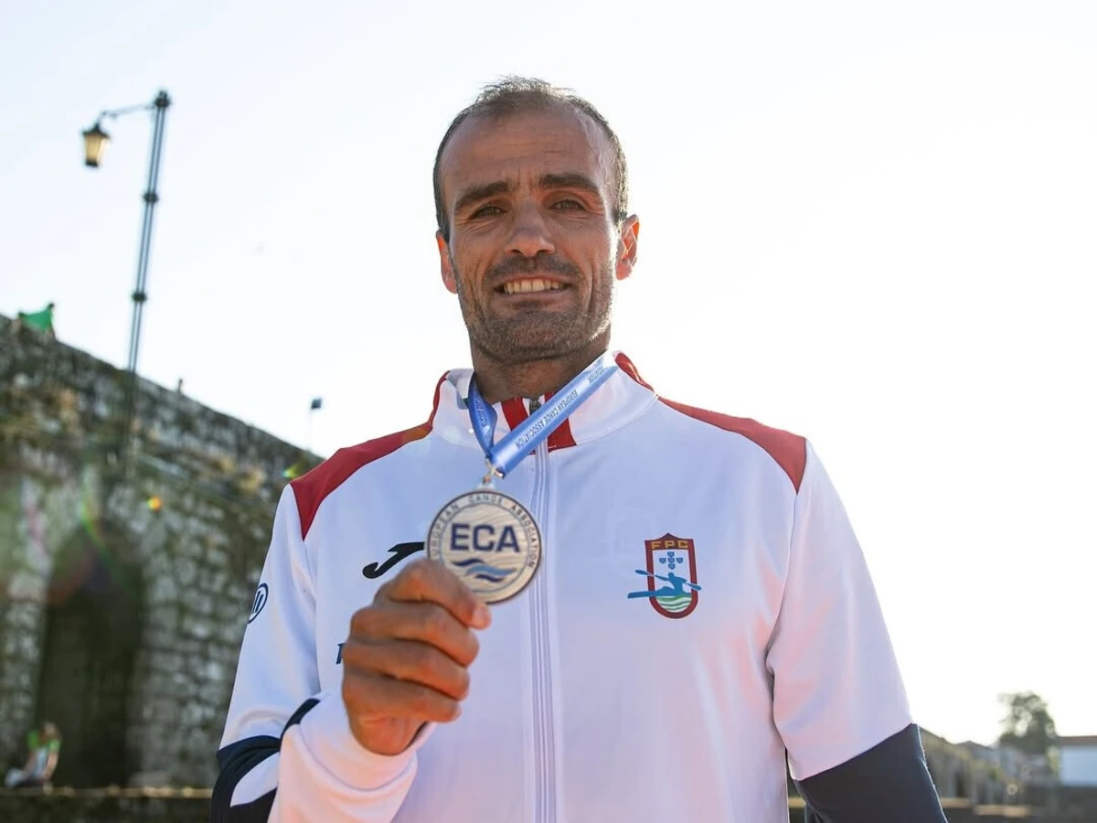 José Ramalho com a medalha de prata (créditos: Instagram)