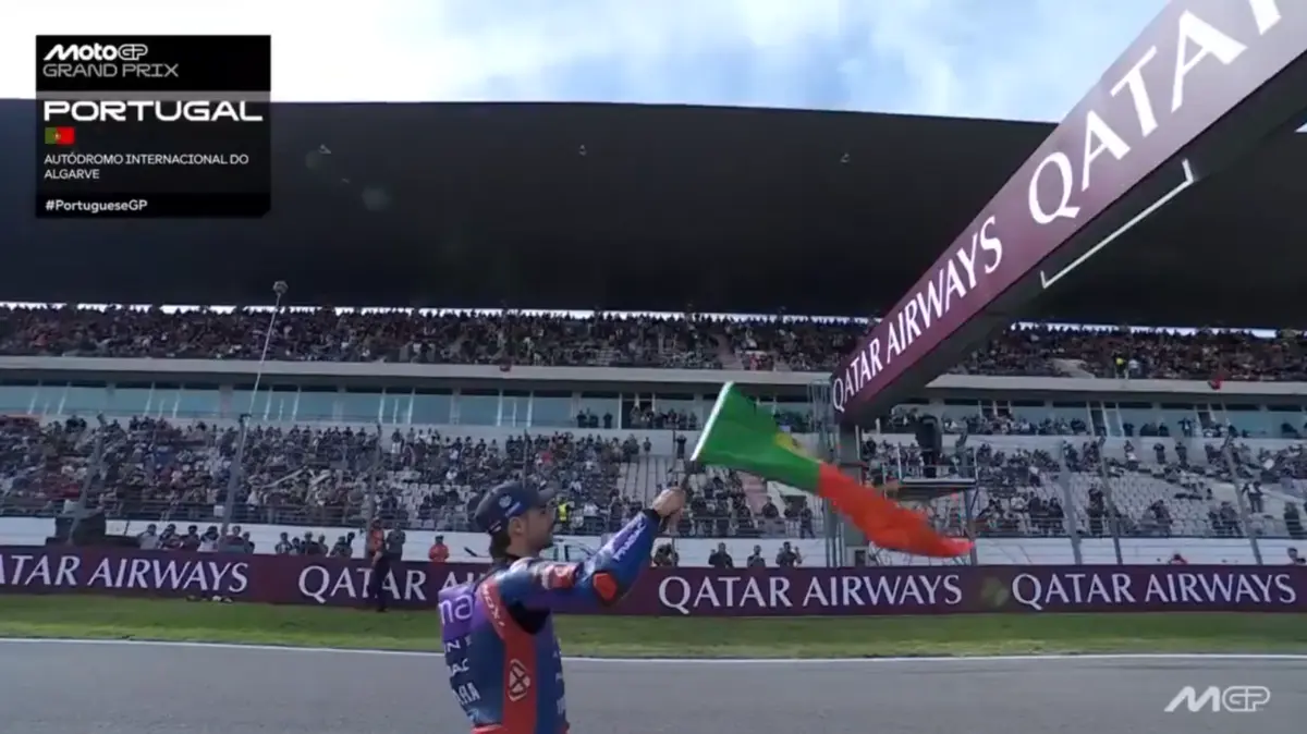 Imagem de contexto do artigo A homenagem em Portimão que deixou Miguel Oliveira emocionado