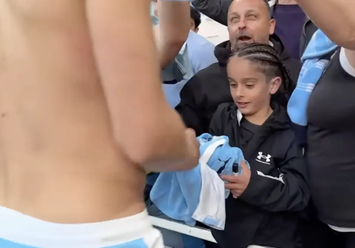 Imagem de contexto do artigo Erling Haaland fez o dia a uma criança: assista ao momento