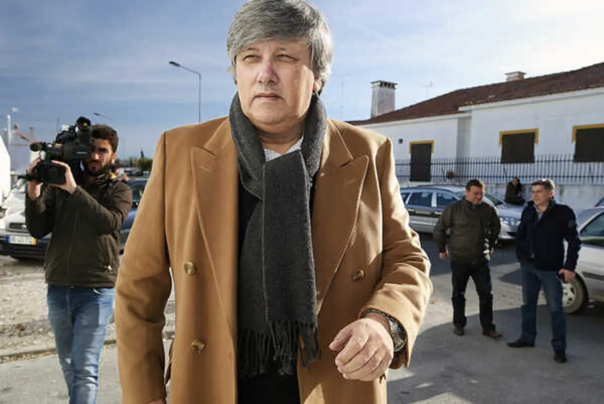 Imagem de contexto do artigo Laurentino Dias recebe contributos de sócios extraordinários do COP