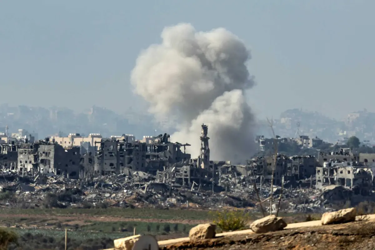 Exército de Israel ordena retirada de civis do sul de Gaza (FADEL SENNA / AFP)