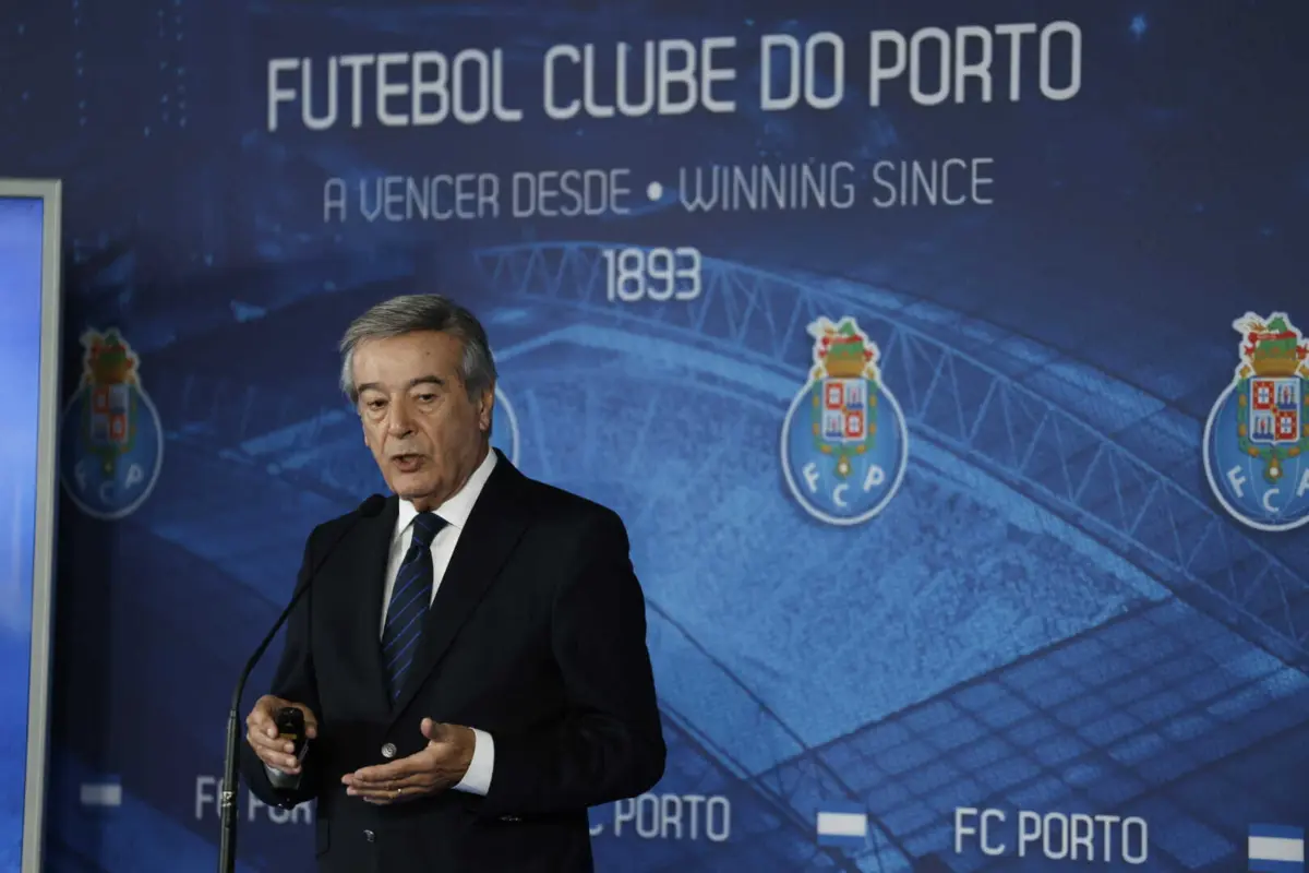 Imagem de contexto do artigo SAD e antigo CFO do FC Porto multados em 85 mil euros pela CMVM