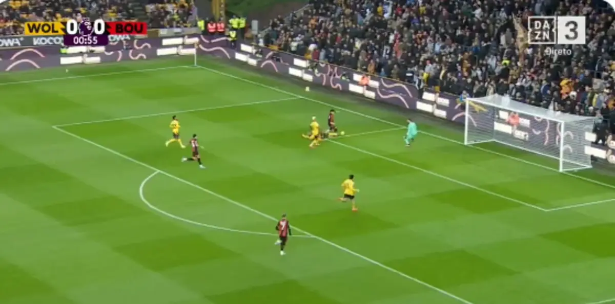 Imagem de contexto do artigo Insólito: Evanilson brilha na vitória do Bournemouth... ao sofrer três penáltis