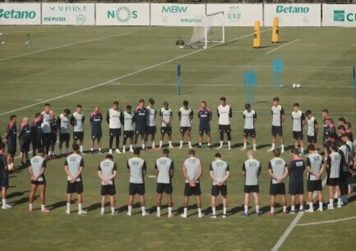 Imagem de contexto do artigo Sporting realiza minuto de silêncio por Diogo Jota e André Silva: vídeo