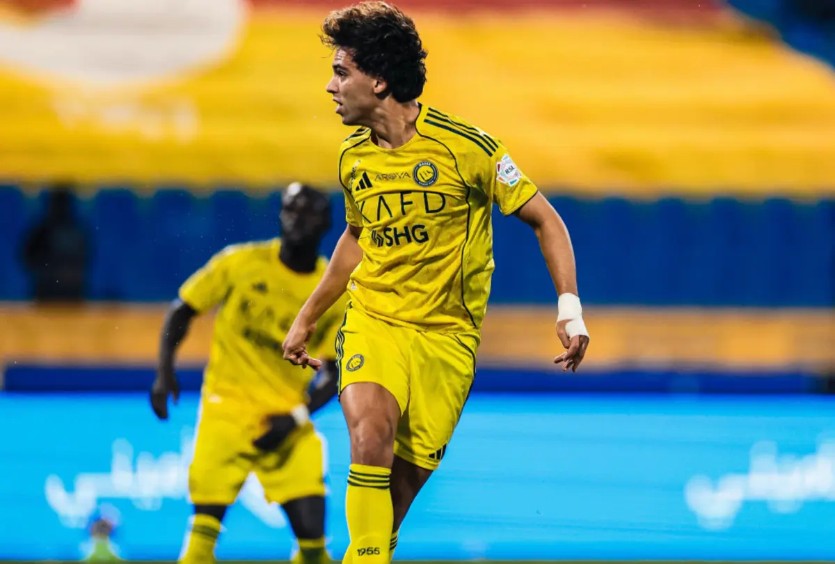 João Félix continua com a mira afinada
