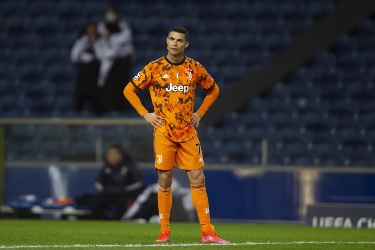 Ronaldo com a camisola da Juventus (Créditos: Pedro Correia/Global Imagens)