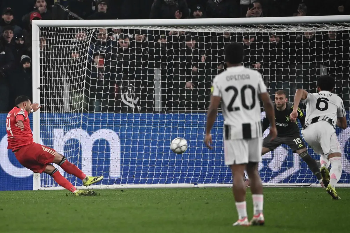 Pavlidis falhou um penálti