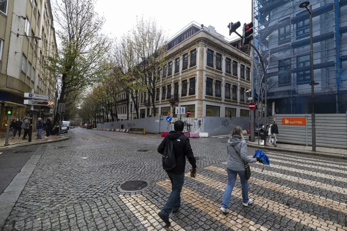 Rua no Porto (créditos: Artur Machado/Global Imagens)