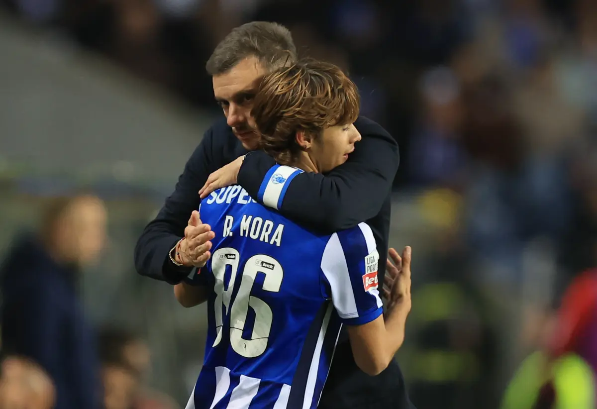 Rodrigo Mora e Martín Anselmi (Créditos: LUSA)