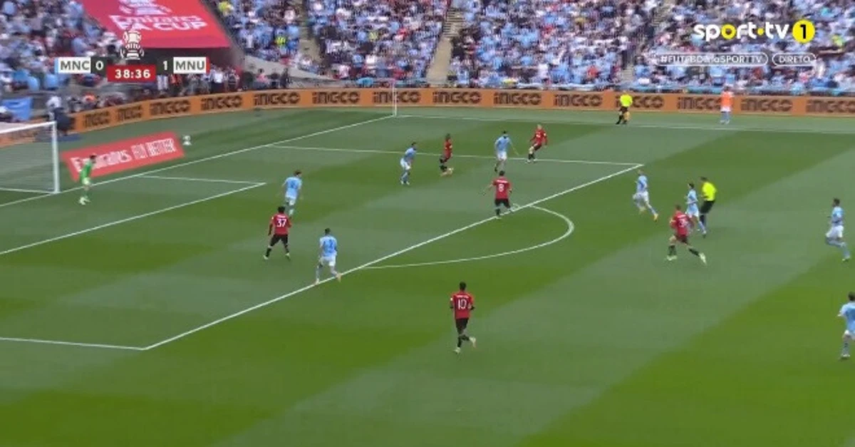 Golo de Mainoo (créditos: Sport TV)