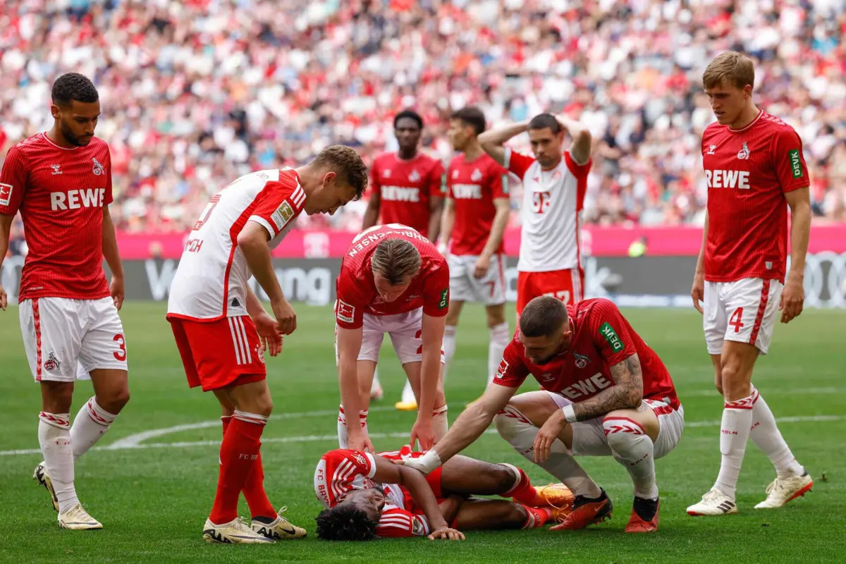 Coman lesionou-se frente ao Colónia (Créditos: Michaela STACHE / AFP)