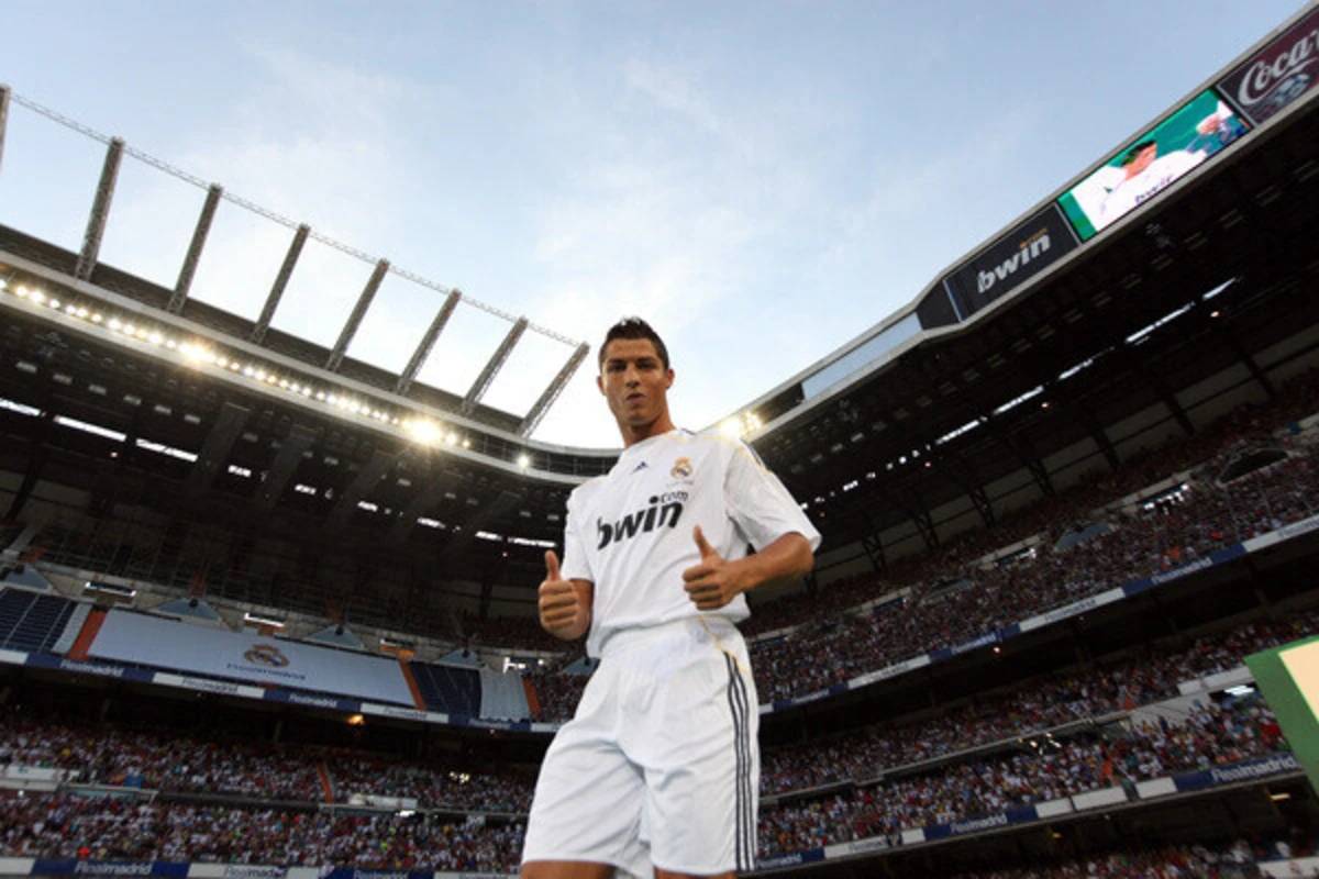Cristiano Ronaldo na sua apresentação no Real Madrid, em 2009 (créditos: José Mota)