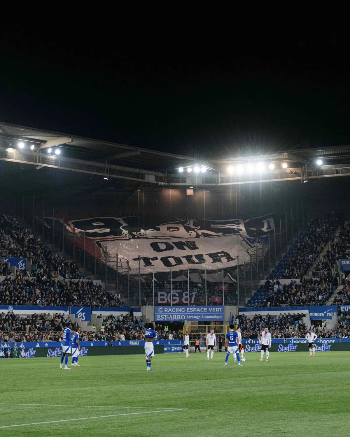 Imagem de contexto do artigo Lyon, de Paulo Fonseca, perde e é ultrapassado pelo Estrasburgo