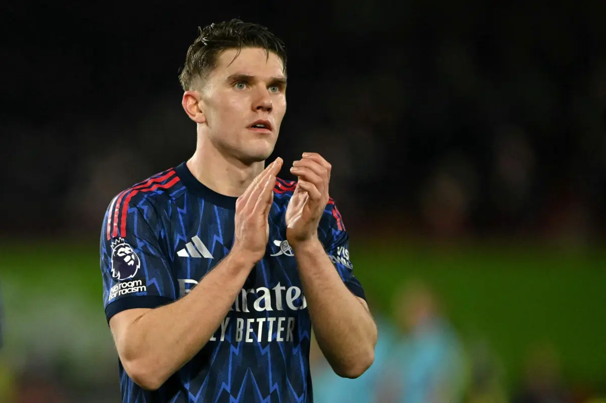 Viktor Gyokeres regressou ao onze do Arsenal