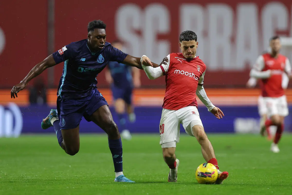 Samu Aghehowa e Ismael Gharbi (Créditos: Miguel Pereira)