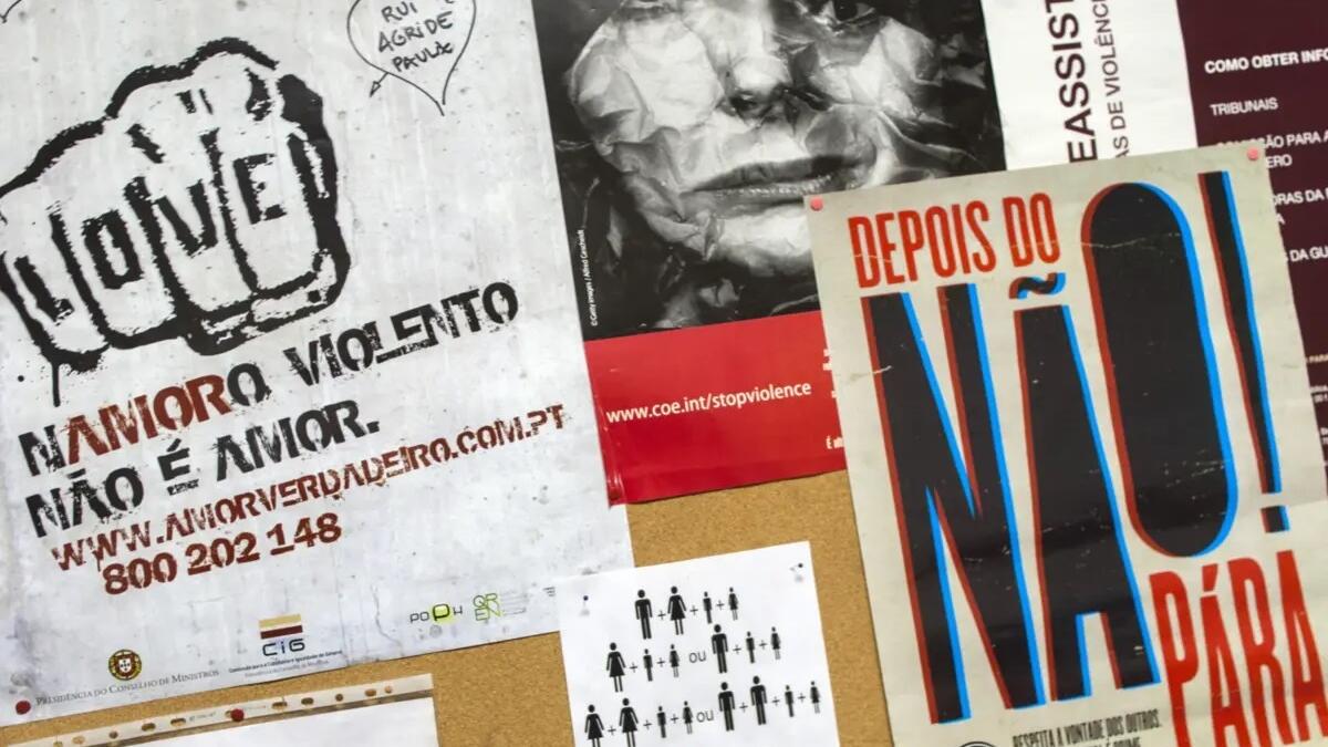 Petição para tornar violação crime público entregue no Parlamento com mais de 200 mil assinaturas