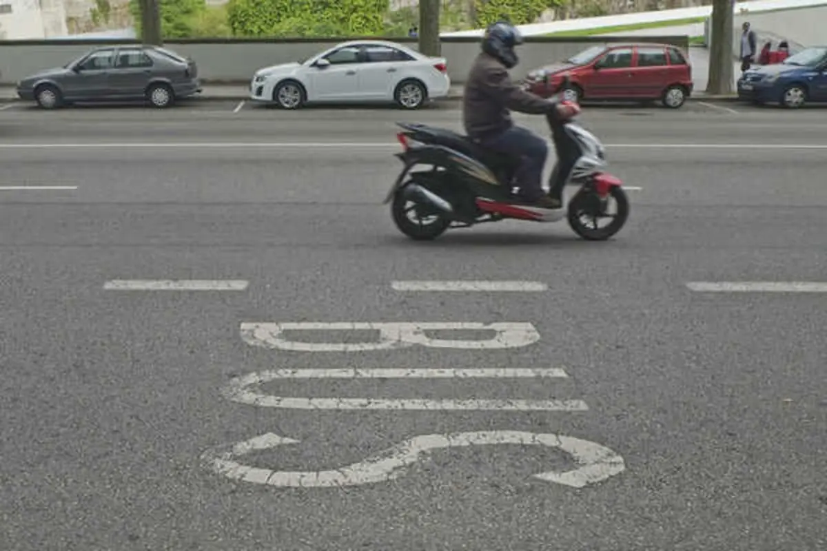 Imagem de contexto do artigo STCP começa a fiscalizar estacionamento nas faixas bus e paragens do Porto